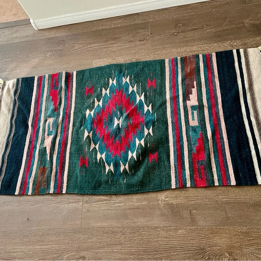 N/A vibrant rug